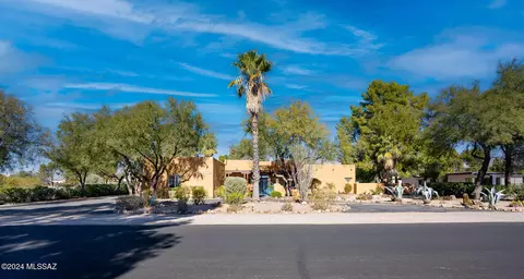 11824 E Wagon Trail Rd, Tucson, AZ 85749