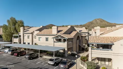 101 S Players Club Dr #11102, Tucson, AZ 85745