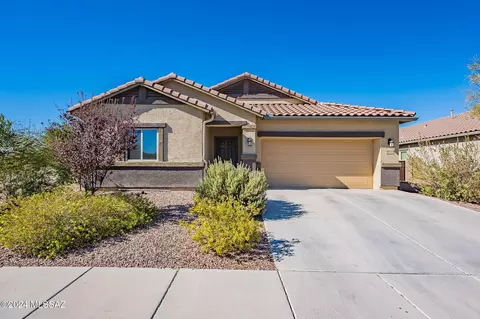 9831 N Howling Wolf Rd, Marana, AZ 85653