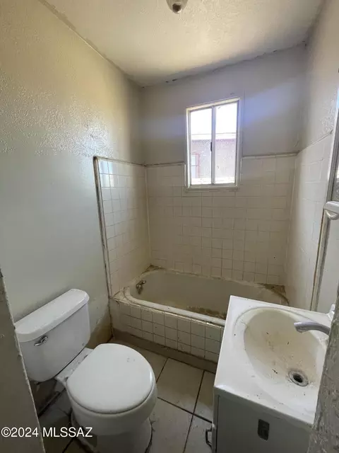 1214 E 26th St, Tucson, AZ 85713 photo 10