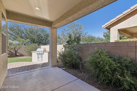 Exterior - 11303 E Squash Blossom Loop, Tucson, AZ 85747 photo 3 of 7