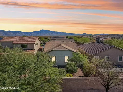 View/Area - 11303 E Squash Blossom Loop, Tucson, AZ 85747 photo 3 of 3