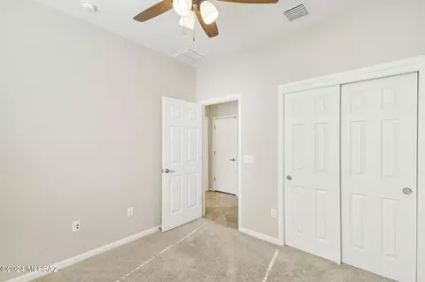 Bedroom - 11303 E Squash Blossom Loop, Tucson, AZ 85747 photo 4 of 8