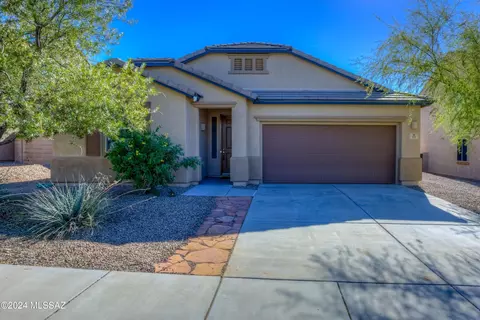 92 E Forrest Feezor St, Corona De Tucson, AZ 85641