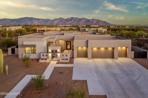 12230 N Carpas Wash Dr, Marana, AZ 85658