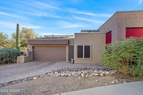 5581 N Mica Mountain Dr, Tucson, AZ 85750
