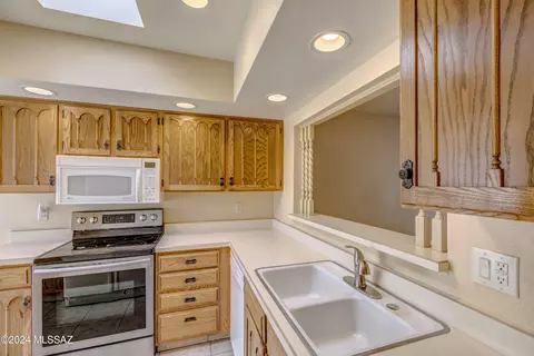 Kitchen - 7827 E 4th St, Tucson, AZ 85710 photo 3 of 3