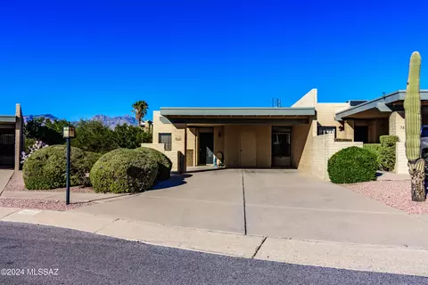 7827 E 4th St, Tucson, AZ 85710