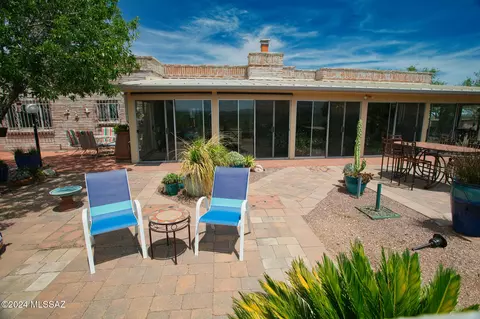 15 Amore Ct, Tubac, AZ 85646