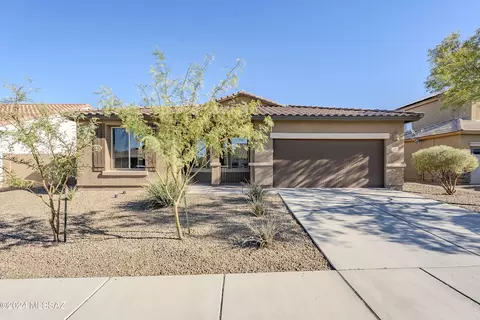 12544 N Boscombe Dr, Marana, AZ 85653
