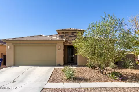 6824 E Via Arroyo Largo, Tucson, AZ 85756