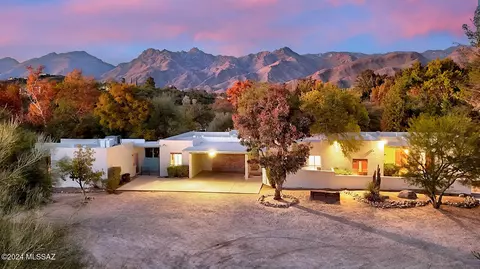 3591 N Bear Canyon Rd, Tucson, AZ 85749