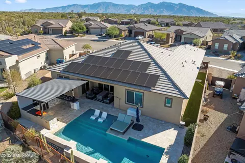 10879 N Cactus Point Dr N, Tucson, AZ 85742