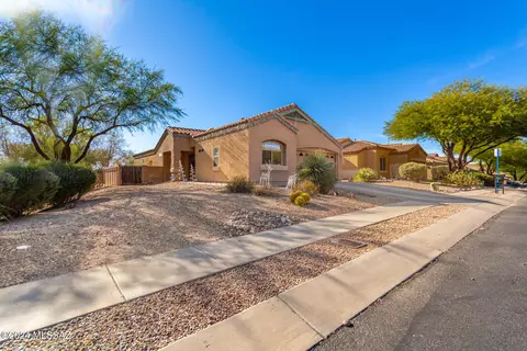 13696 E Aviara Pl, Vail, AZ 85641 photo 4