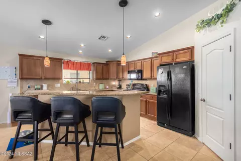 13696 E Aviara Pl, Vail, AZ 85641 photo 8