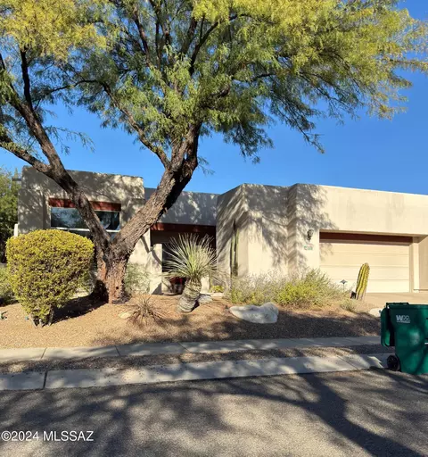 331 E Hidden Quail Dr, Tucson, AZ 85704