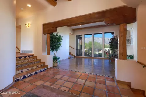 3370 E Via Palomita, Tucson, AZ 85718