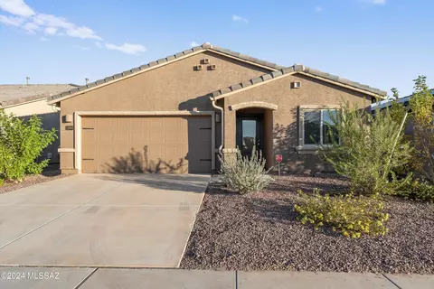 21900 E Beacon Pt Dr, Red Rock, AZ 85145
