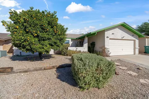 4150 W Crescent St, Tucson, AZ 85742