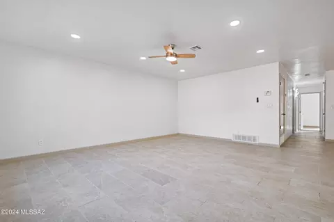 7731 E Hampton St, Tucson, AZ 85715 photo 9