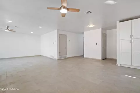7731 E Hampton St, Tucson, AZ 85715 photo 7