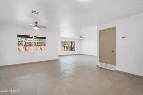 7731 E Hampton St, Tucson, AZ 85715 photo 4