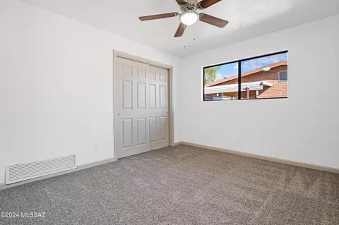 7731 E Hampton St, Tucson, AZ 85715 photo 17