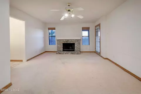 Living - 610 E Glenhurst Dr, Tucson, AZ 85704 photo 2 of 3