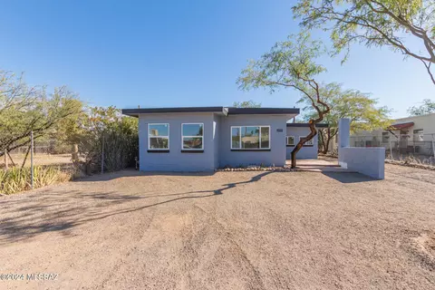2720 N Fritz Dr, Tucson, AZ 85705