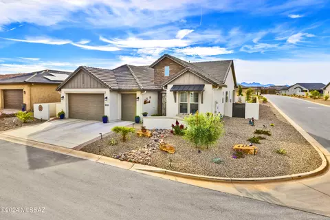 61447 E Travertine St, Oracle, AZ 85623