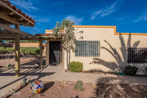 1092 S Calle De La Temporada, Green Valley, AZ 85614