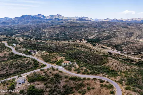 562 Camino Kansas, Rio Rico, AZ 85648