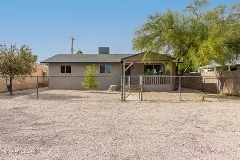 4645 N Iroquois Ave, Tucson, AZ 85705