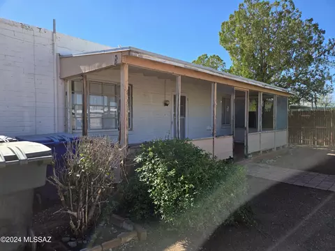 414 E Blacklidge Dr, Tucson, AZ 85705