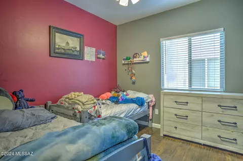 Bedroom - 21156 E Frontier Rd, Red Rock, AZ 85145 photo 2 of 4