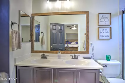 Bath - 21156 E Frontier Rd, Red Rock, AZ 85145 photo 1 of 5