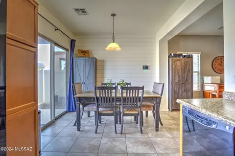 Dining - 21156 E Frontier Rd, Red Rock, AZ 85145 photo 1 of 1