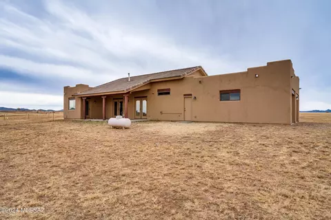 Exterior - 263 Lower Elgin Rd, Elgin, AZ 85611 photo 3 of 5