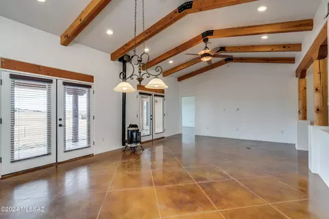 Living - 263 Lower Elgin Rd, Elgin, AZ 85611 photo 1 of 1