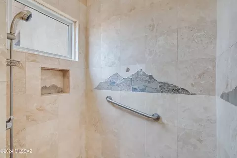 Bath - 263 Lower Elgin Rd, Elgin, AZ 85611 photo 2 of 4