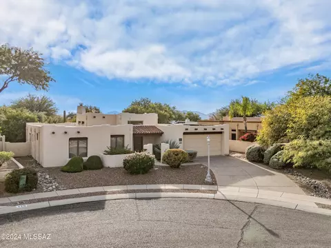 400 E Potters Wheel Ct, Tucson, AZ 85704