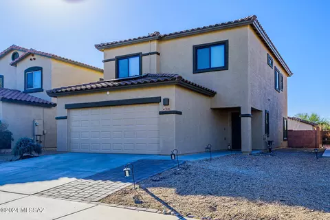 7656 E Majestic Palm Ln, Tucson, AZ 85756