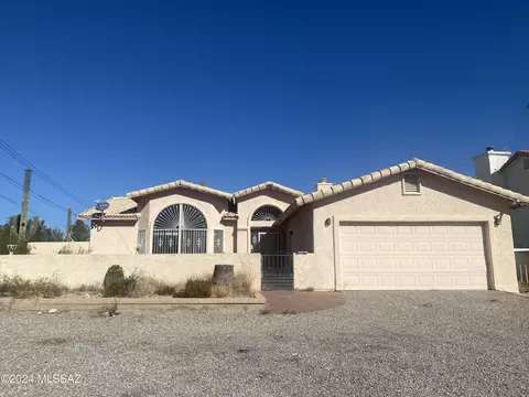 2242 W Golden Hills Rd, Tucson, AZ 85745