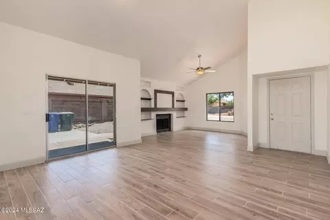 10029 Eugenia Dr, Tucson, AZ 85730 photo 6