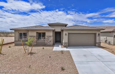 8265 S Sonoran Oak Dr, Tucson, AZ 85747