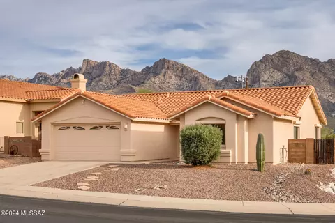 671 W Sendero Claro, Oro Valley, AZ 85737