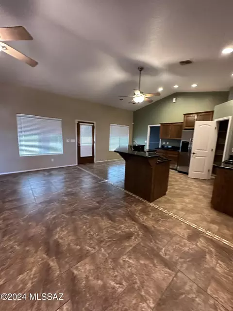 8488 S Apache Dr, Safford, AZ 85546 photo 3