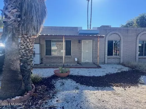 8338 E Cambria Dr, Tucson, AZ 85730