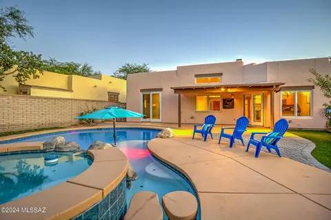 2976 N St Augustine Pl, Tucson, AZ 85712