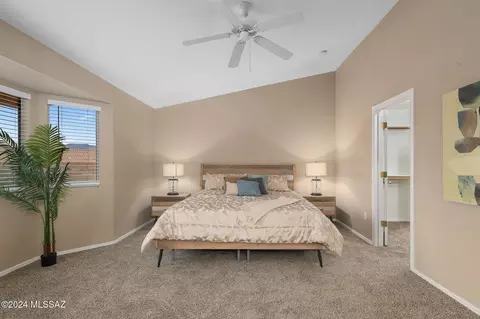 Bedroom - 10565 E Heartleaf Willow Dr, Tucson, AZ 85747 photo 1 of 4